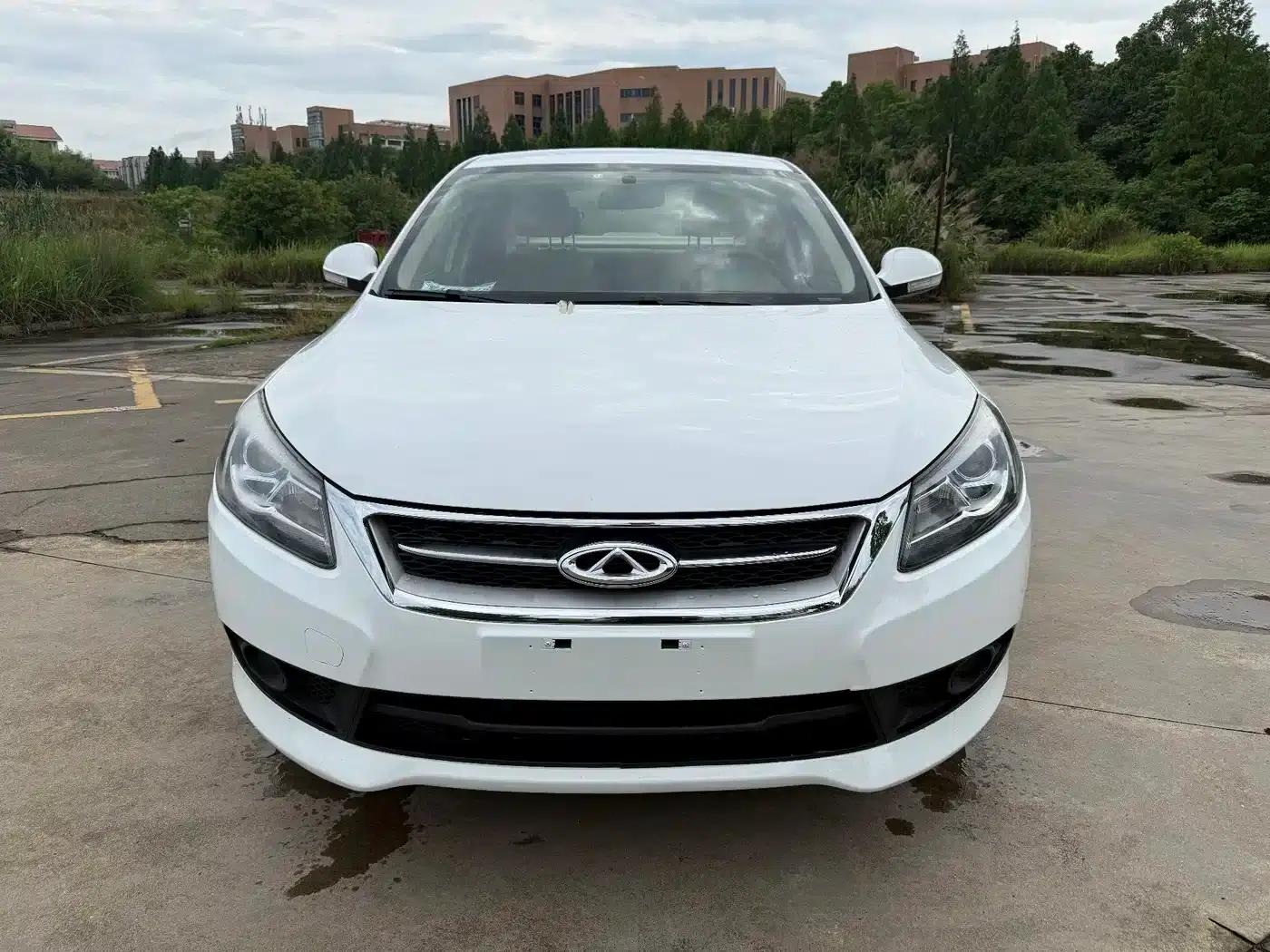 Chery Arrizo 7 2015 1.6L Manual Elite Edition — миниатюра 3