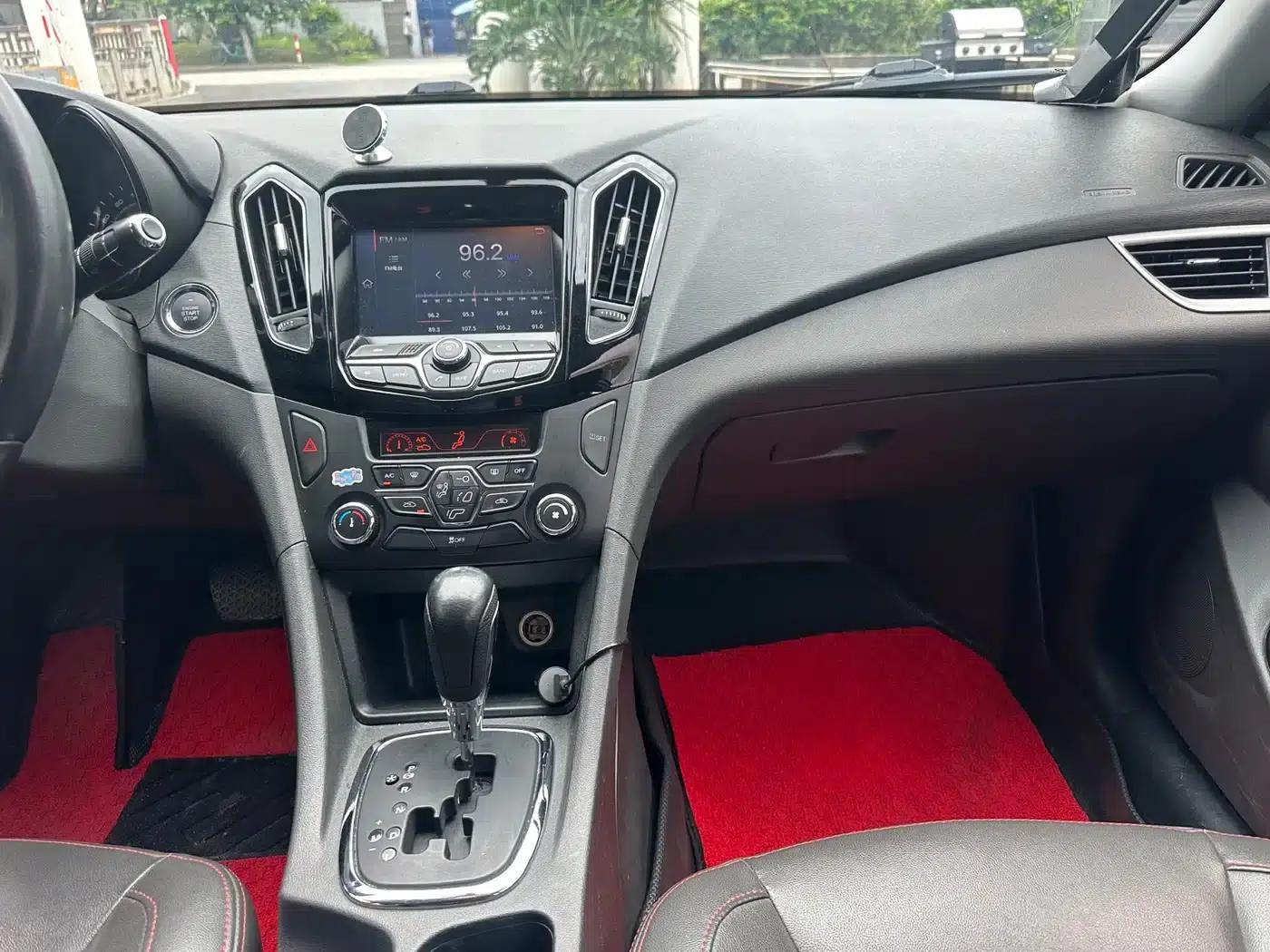 Chery Arrizo 7 2016 1.6L CVT Premium Edition — миниатюра 18