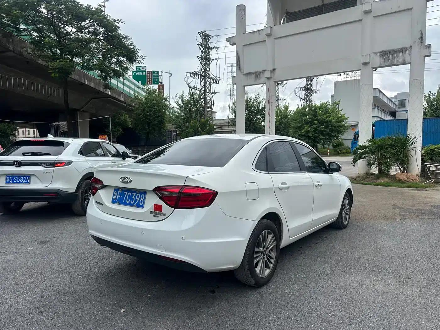 Chery Arrizo 7 2016 1.6L CVT Premium Edition — миниатюра 5