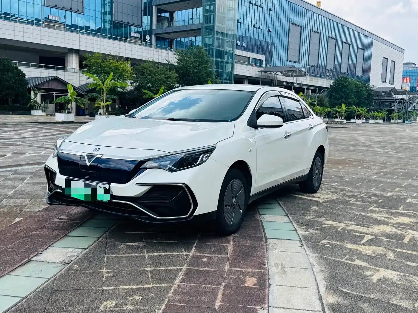 Venucia D60EV 2023 PLUS Comfort Edition SI — миниатюра 1