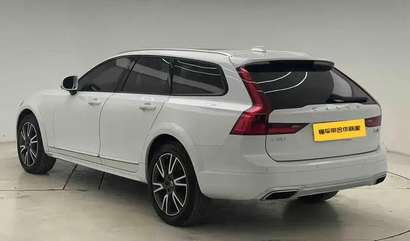2020 Volvo V90 Facelift Cross Country T5 AWD Smart Edition — миниатюра 4