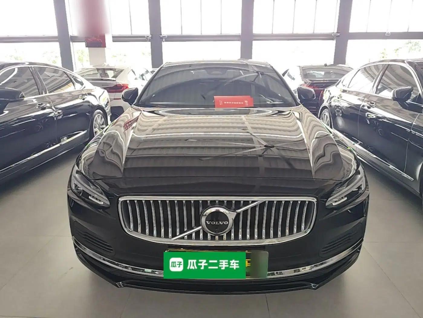 Volvo S90 New Energy 2022 T8 eDrive Hybrid Luxury Edition — миниатюра 2