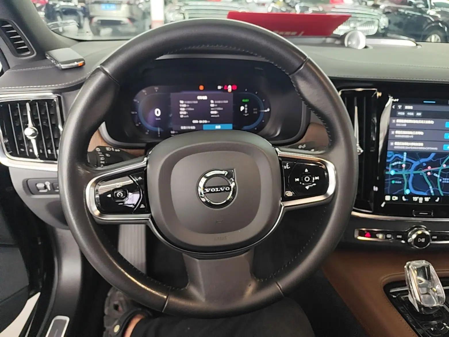 Volvo S90 New Energy 2022 T8 eDrive Hybrid Luxury Edition — миниатюра 13