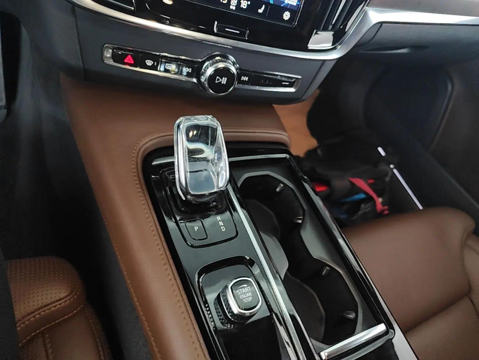 Volvo S90 New Energy 2022 T8 eDrive Hybrid Luxury Edition — миниатюра 16