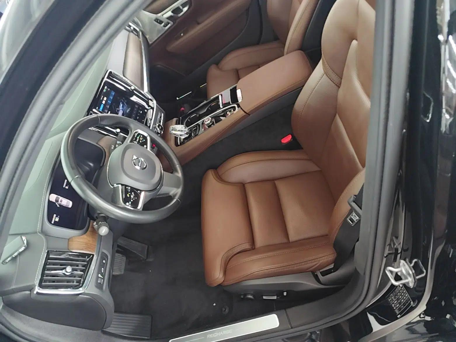 Volvo S90 New Energy 2022 T8 eDrive Hybrid Luxury Edition — миниатюра 17