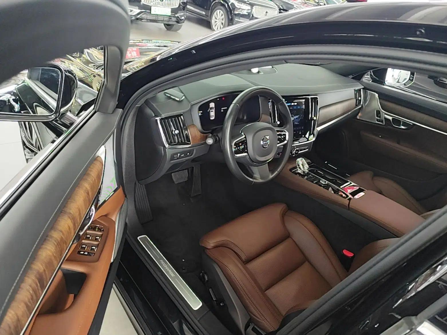 Volvo S90 New Energy 2022 T8 eDrive Hybrid Luxury Edition — миниатюра 18