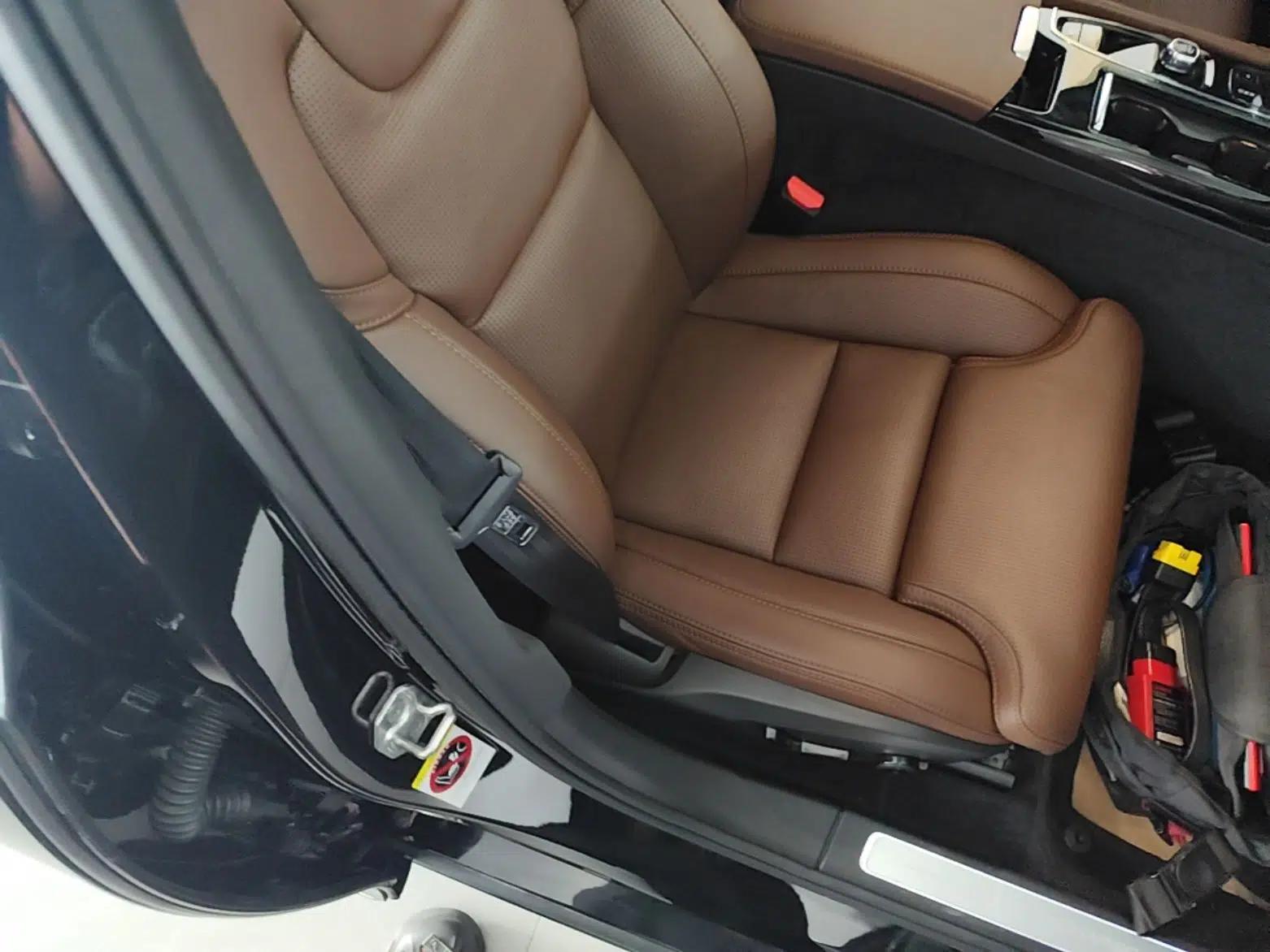Volvo S90 New Energy 2022 T8 eDrive Hybrid Luxury Edition — миниатюра 19