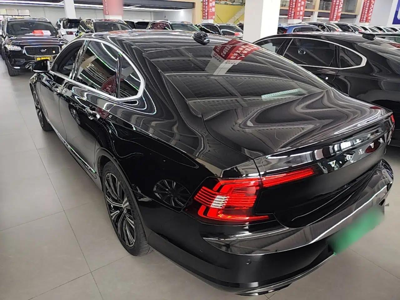 Volvo S90 New Energy 2022 T8 eDrive Hybrid Luxury Edition — миниатюра 4