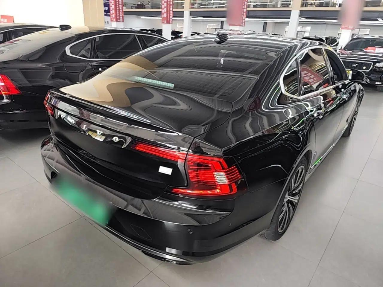 Volvo S90 New Energy 2022 T8 eDrive Hybrid Luxury Edition — миниатюра 6