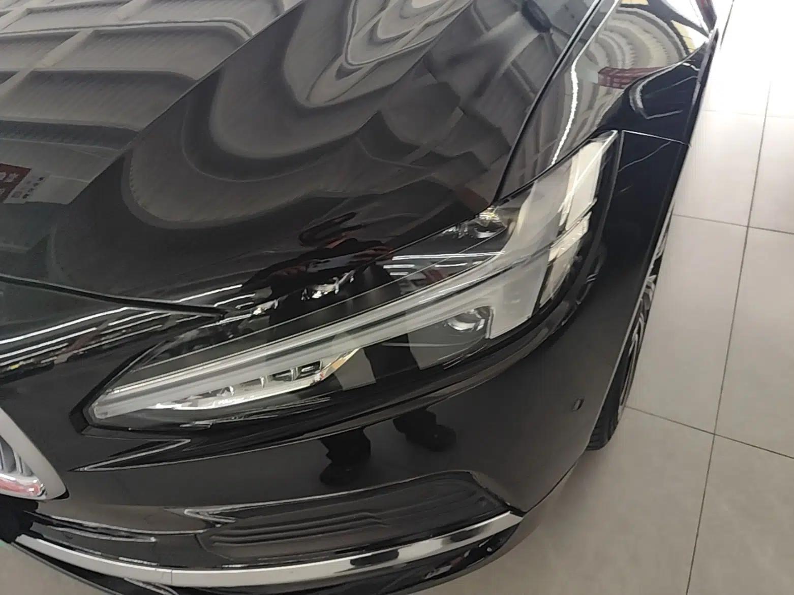 Volvo S90 New Energy 2022 T8 eDrive Hybrid Luxury Edition — миниатюра 8