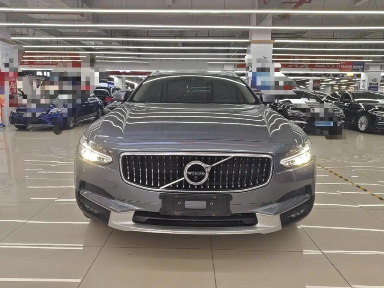 Volvo V90 2019 Cross Country T5 AWD Smart Range Version China VI Standard — миниатюра 2