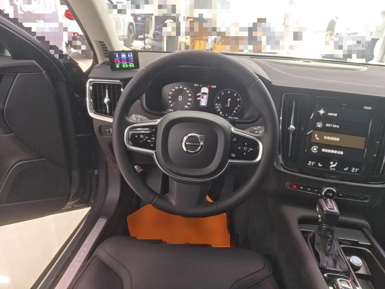Volvo V90 2019 Cross Country T5 AWD Smart Range Version China VI Standard — миниатюра 13