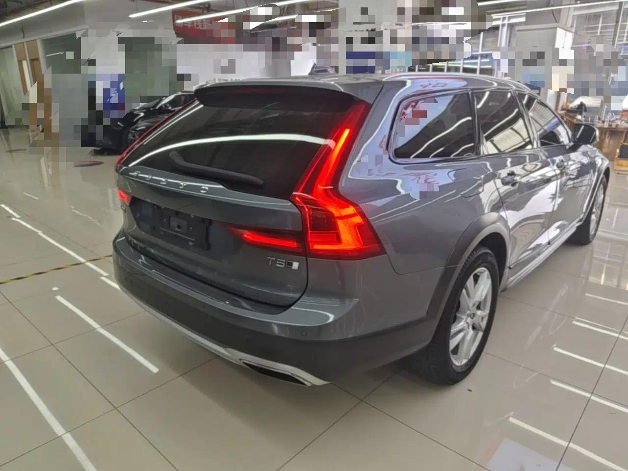 Volvo V90 2019 Cross Country T5 AWD Smart Range Version China VI Standard — миниатюра 6