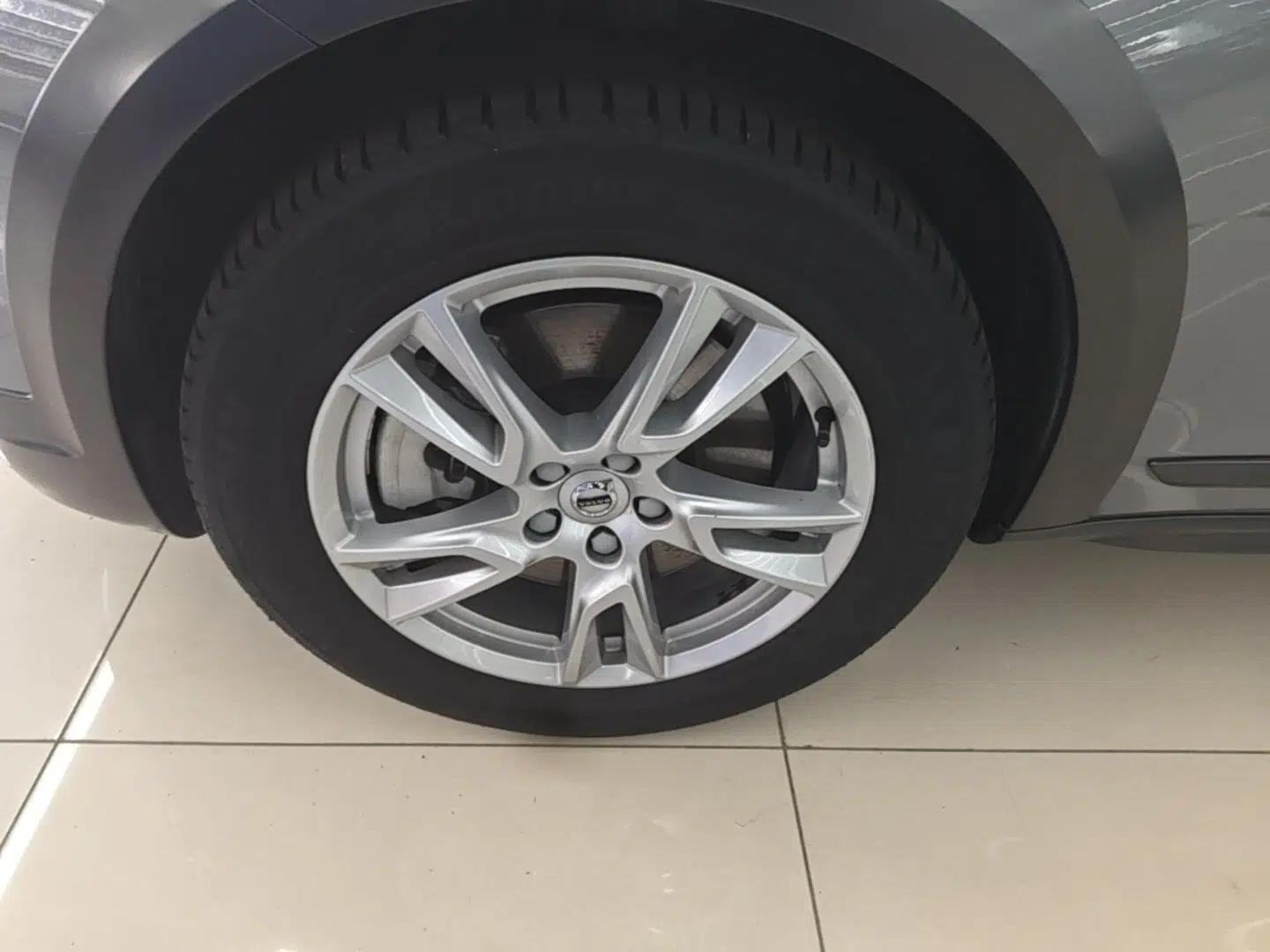 Volvo V90 2019 Cross Country T5 AWD Smart Range Version China VI Standard — миниатюра 10