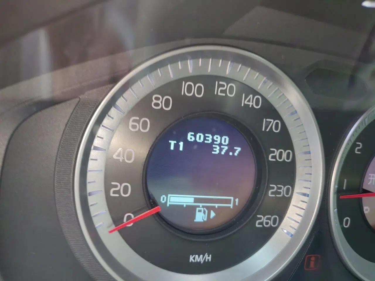 Volvo S80L 2012 2.0T T5 Luxury Edition — миниатюра 12