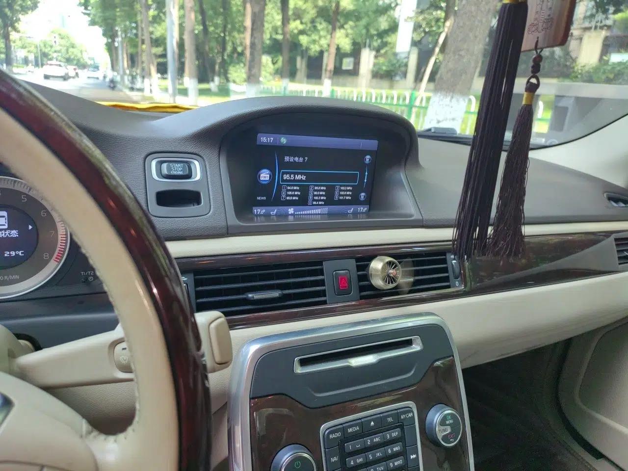 Volvo S80L 2012 2.0T T5 Luxury Edition — миниатюра 13