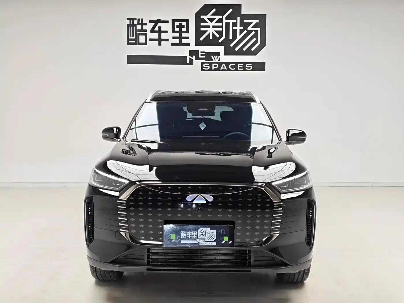 Fengyun T8 2025 1.5T 130km Luxury Edition 5-seater — миниатюра 2