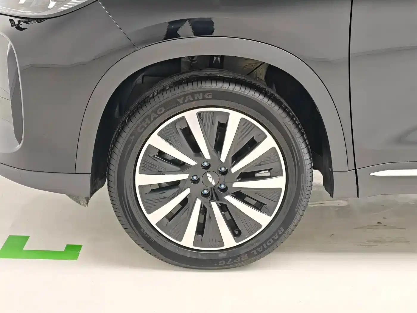 Fengyun T8 2025 1.5T 130km Luxury Edition 5-seater — миниатюра 8