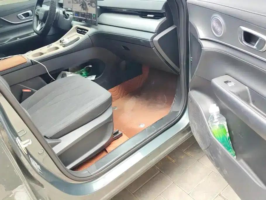 Fengyun T8 2025 1.5T 130km Comfort Edition 5-seater — миниатюра 8