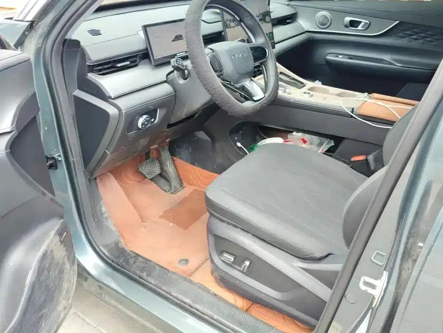 Fengyun T8 2025 1.5T 130km Comfort Edition 5-seater — миниатюра 9