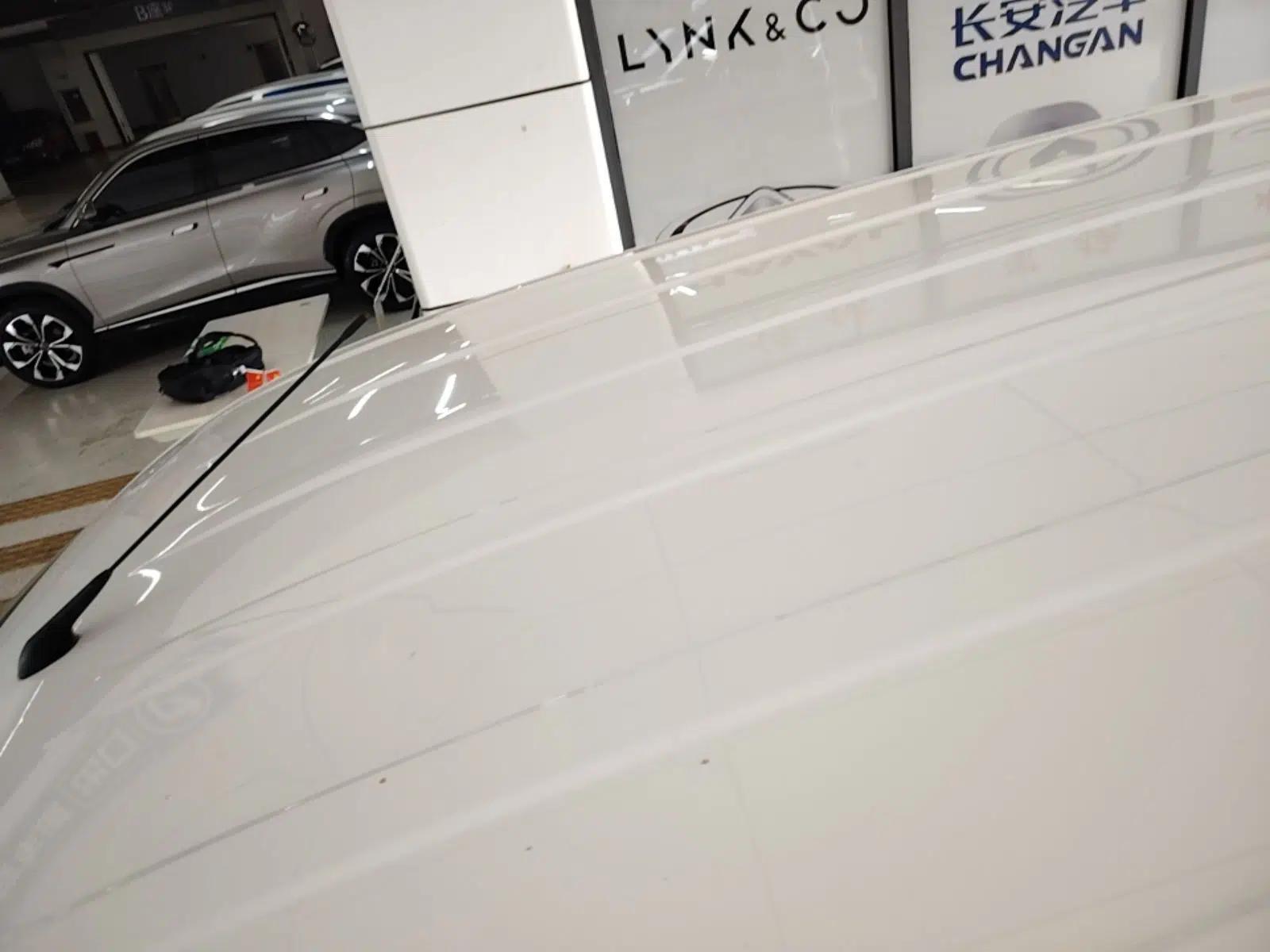 Wuling Hongguang New Energy 2025 Extended-Range Hybrid 50KM Comfort Version — миниатюра 7