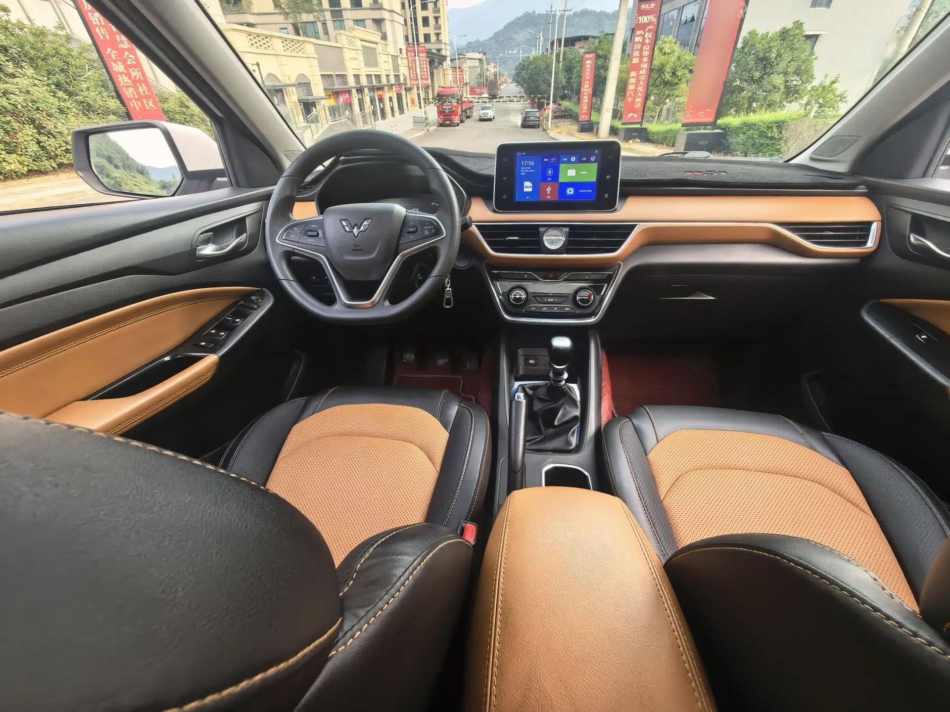 Wuling Hongguang S3 2018 1.5T Manual Luxury Model China V Standard — миниатюра 19