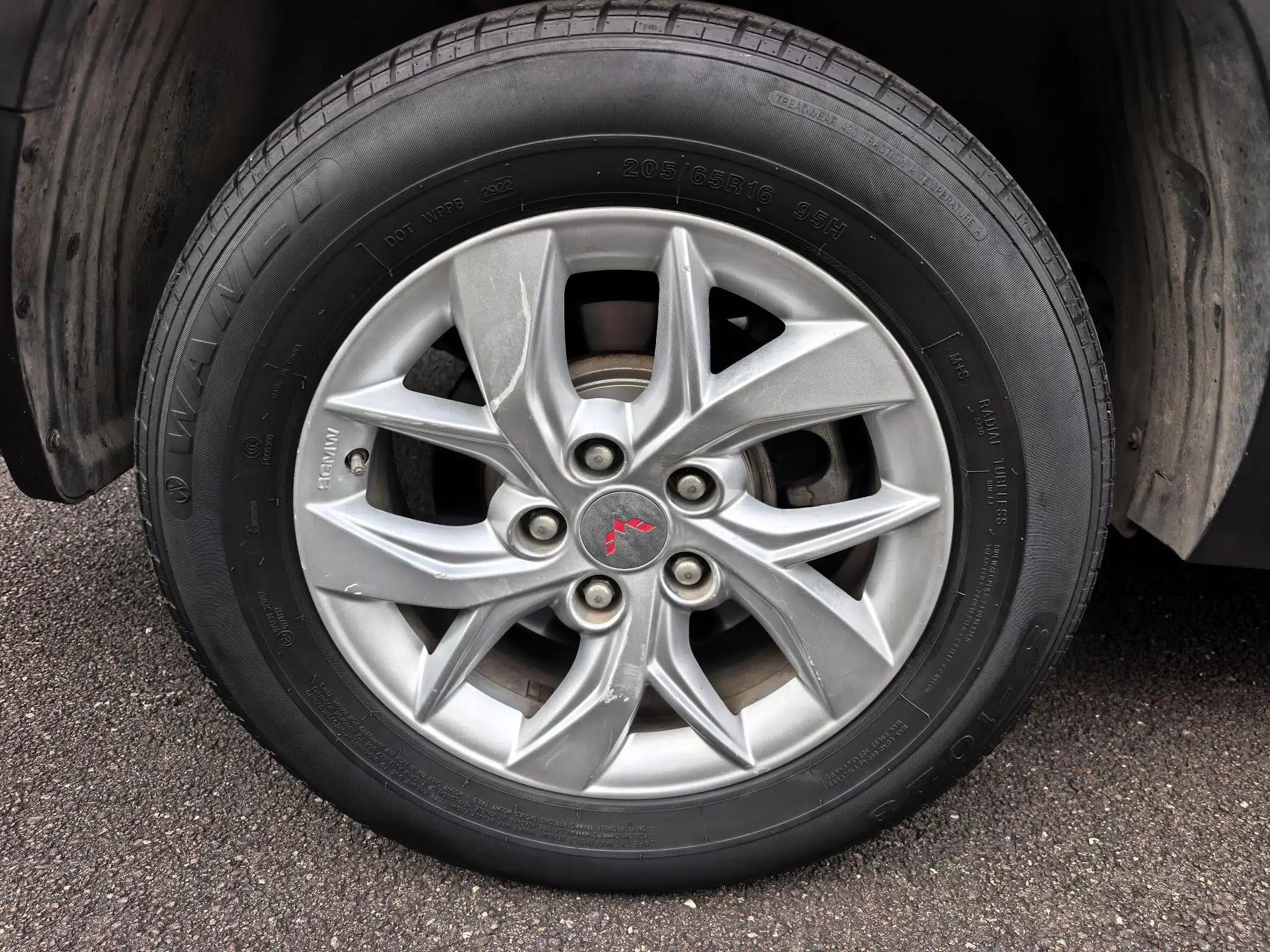 Wuling Hongguang S3 2018 1.5T Manual Luxury Model China V Standard — миниатюра 9
