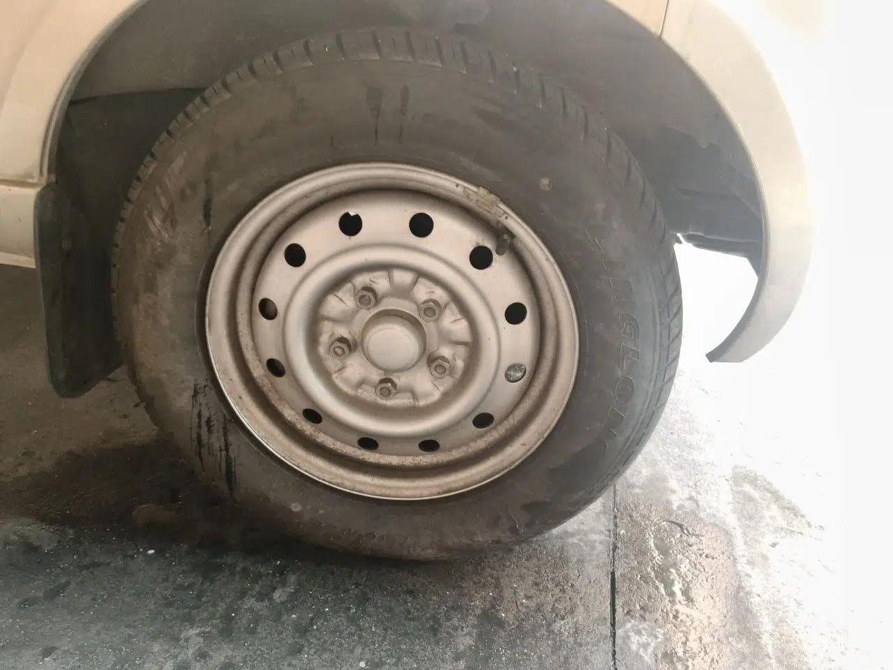 Wuling Rongguang S 2023 1.5L Basic Enclosed-Window Vehicle 2 Seats — миниатюра 8
