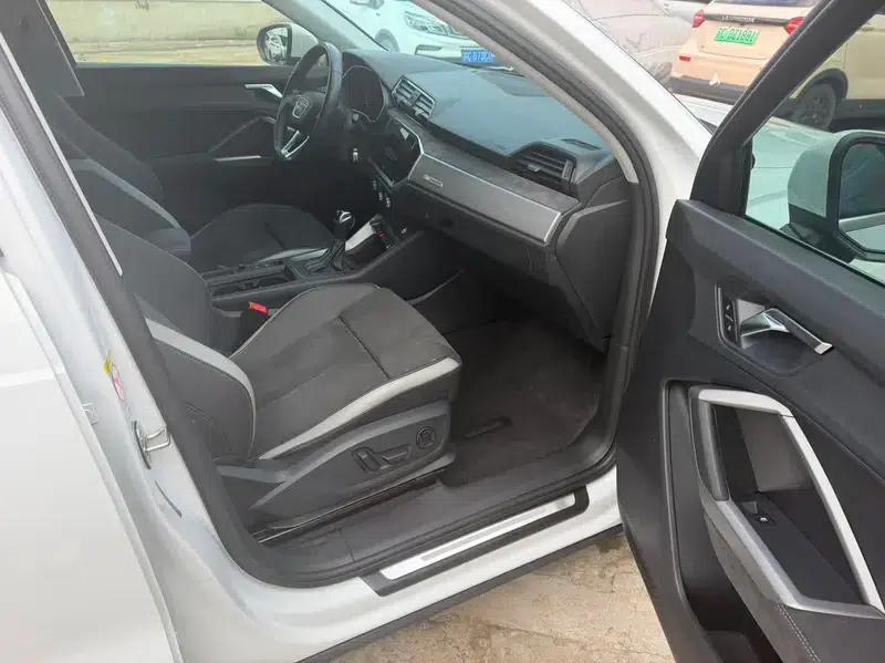 Audi Q3 2022 35 TFSI Progressive Dynamic — миниатюра 6
