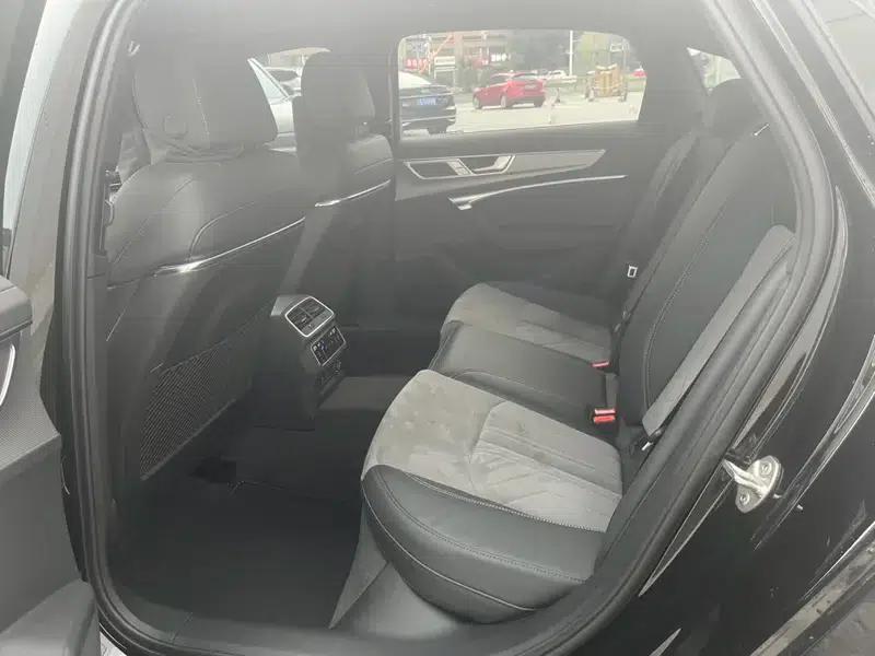 Audi A6L 2024 45 TFSI Premium Dynamic Edition — миниатюра 13