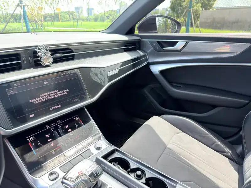 Audi A6L 2022 45 TFSI Premium Dynamic Edition — миниатюра 9