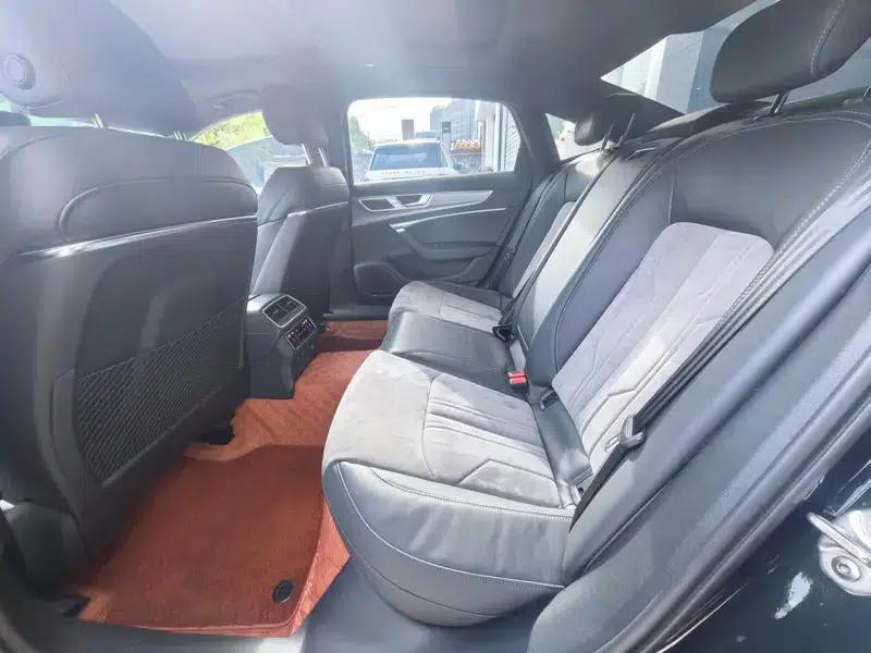 Audi A6L 2024 45 TFSI Premium Dynamic Edition — миниатюра 11