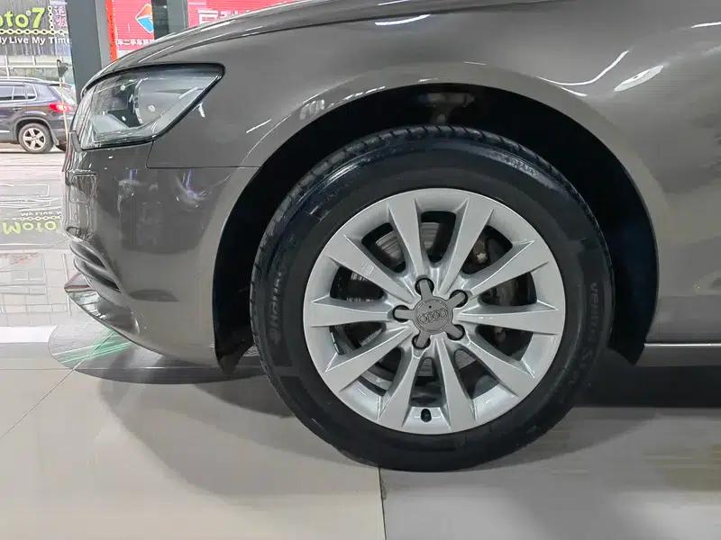 Audi A6L 2012 TFSI Comfort — миниатюра 11