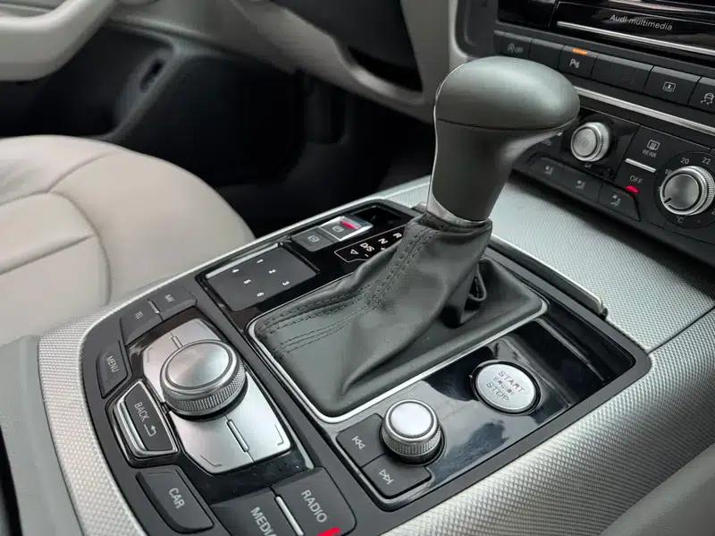 Audi A6L 2012 30 FSI Luxury — миниатюра 9