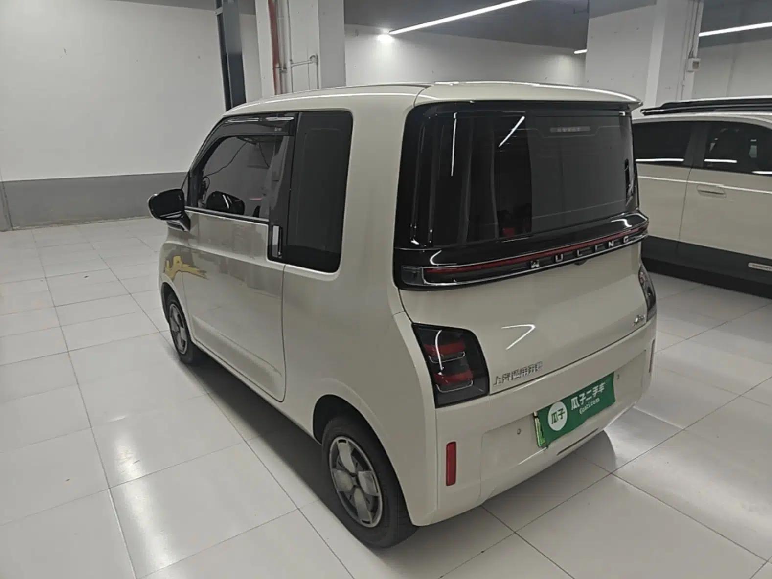 Wuling Air ev 2023 - Four Seats - Advanced Edition — миниатюра 4