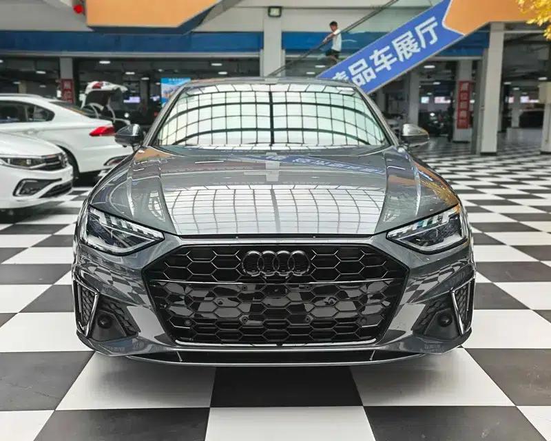 Audi A4L 2020 40 TFSI Fashion Dynamic Edition — миниатюра 2