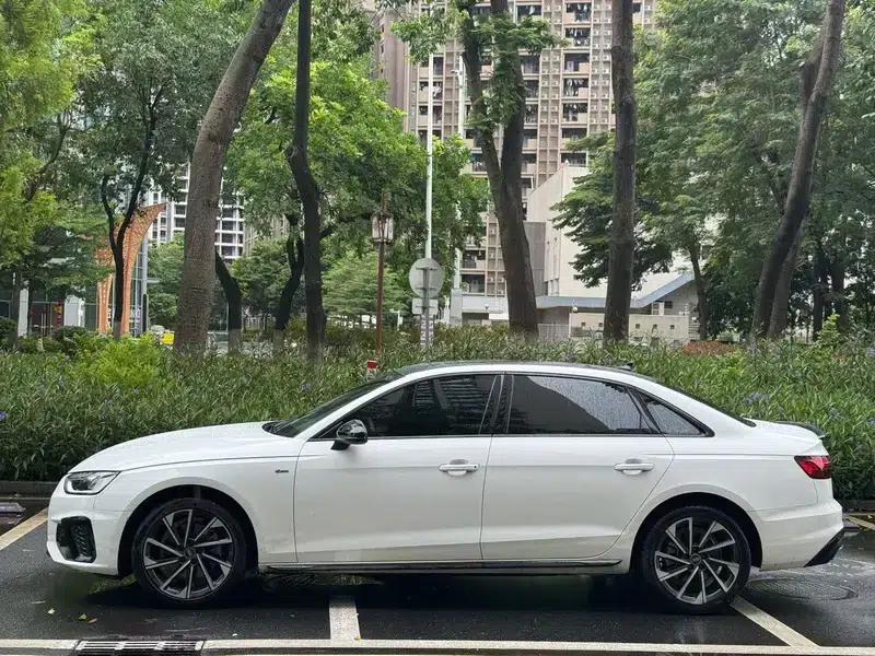 Audi A4L 2023 40 TFSI Luxury Dynamic — миниатюра 3