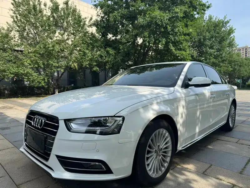 Audi A4L 2016 35 TFSI Automatic Standard Edition — миниатюра 1