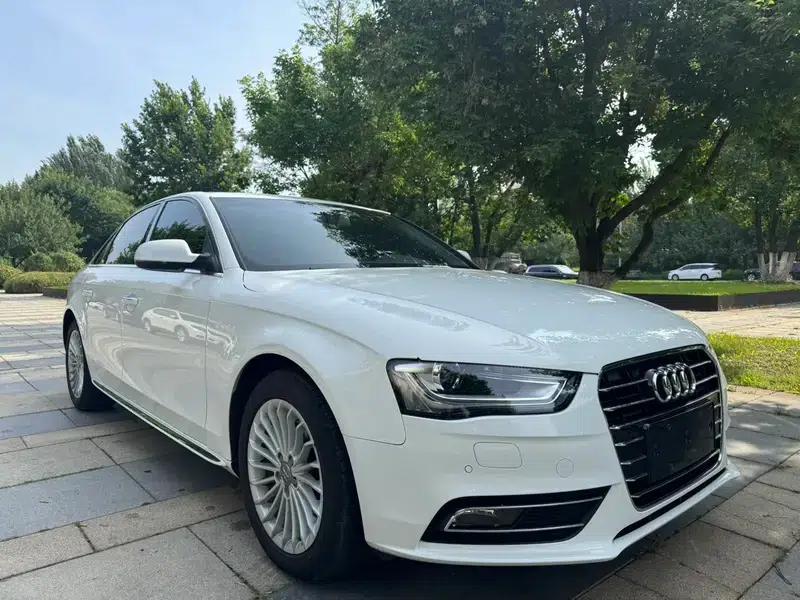 Audi A4L 2016 35 TFSI Automatic Standard Edition — миниатюра 3