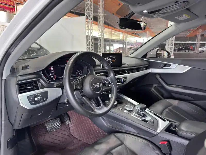 Audi A4L 2018 30th Anniversary Edition 40 TFSI Fashion Model — миниатюра 11