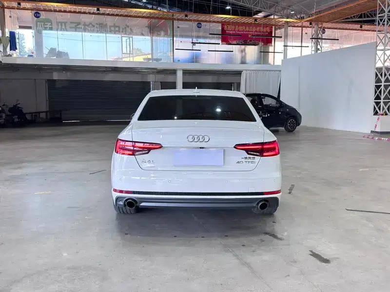 Audi A4L 2018 30th Anniversary Edition 40 TFSI Fashion Model — миниатюра 6