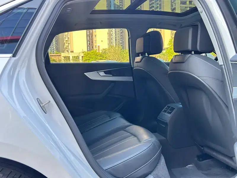 Audi A4L 2022 40 TFSI Fashion Dynamic Edition — миниатюра 17