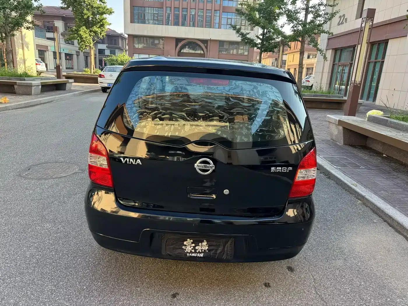 Nissan Livina 2007 1.6L Manual Multi-Purpose Model — миниатюра 5
