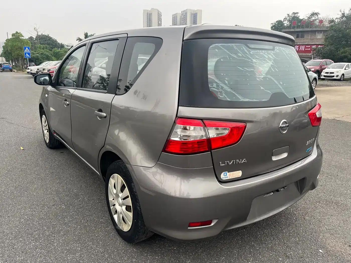 Nissan Livina 2013 1.6XE Manual Comfort Edition — миниатюра 12