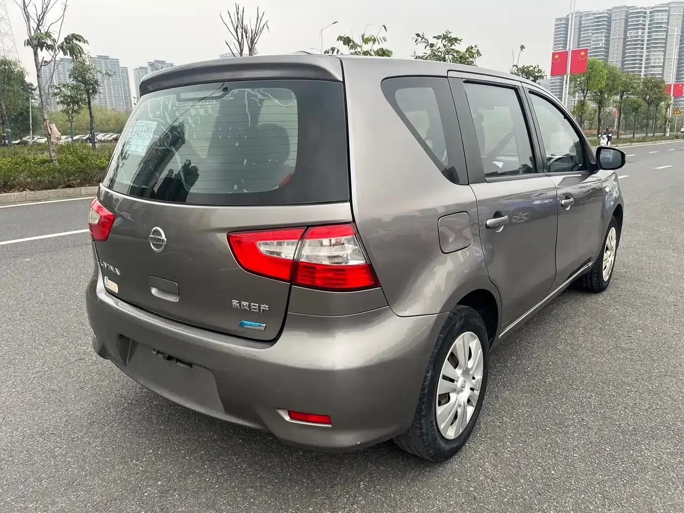 Nissan Livina 2013 1.6XE Manual Comfort Edition — миниатюра 6