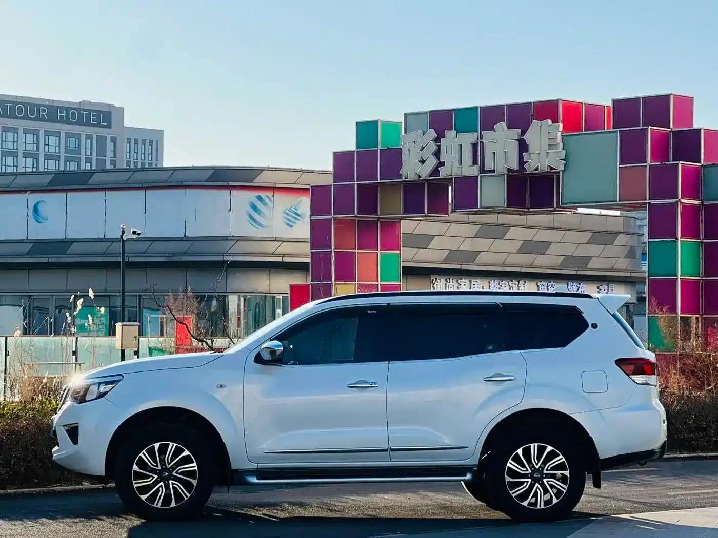 Terra 2018 2.5L Automatic 2WD Luxury Edition — миниатюра 3