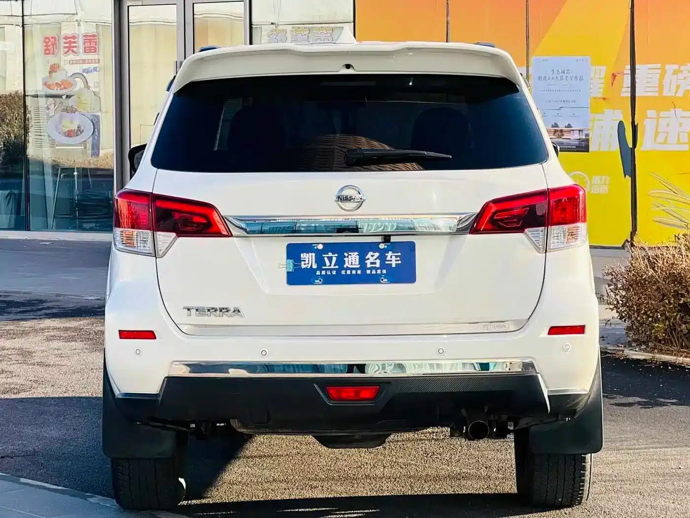 Terra 2018 2.5L Automatic 2WD Luxury Edition — миниатюра 4