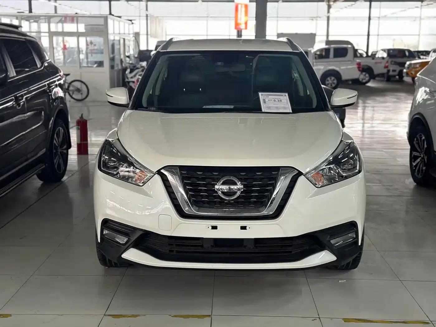 Nissan Kicks 2021 1.5L XV CVT Smart Luxury Edition — миниатюра 2