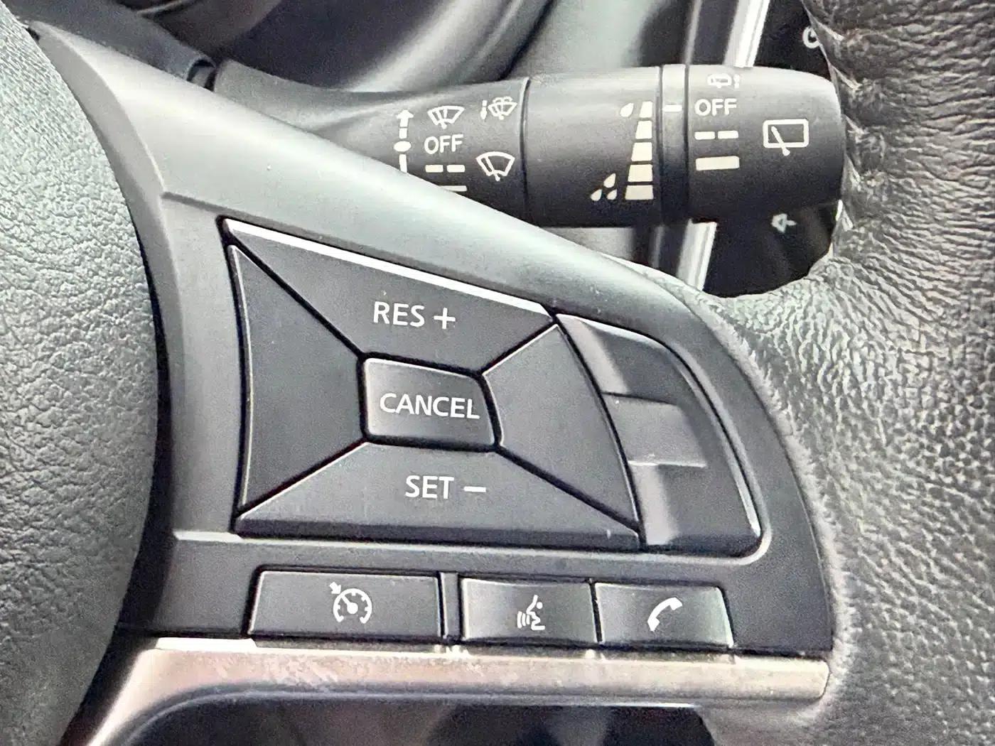 Nissan Kicks 2022 1.5L CVT XV Luxury Edition — миниатюра 13