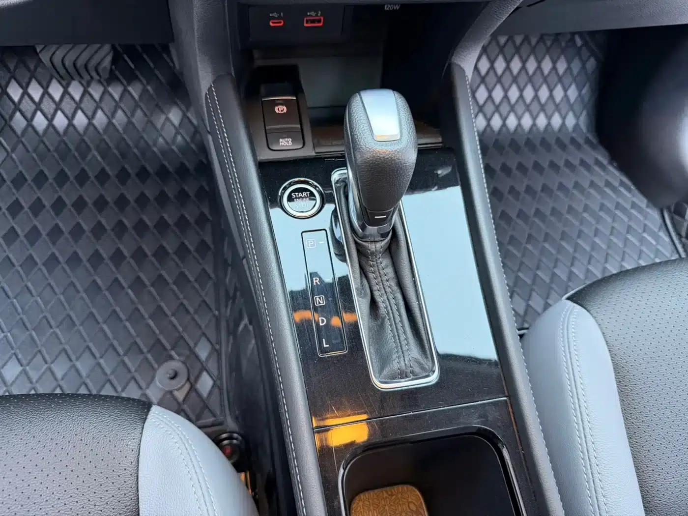 Nissan Kicks 2021 1.5L XV CVT Smart Luxury Edition — миниатюра 12